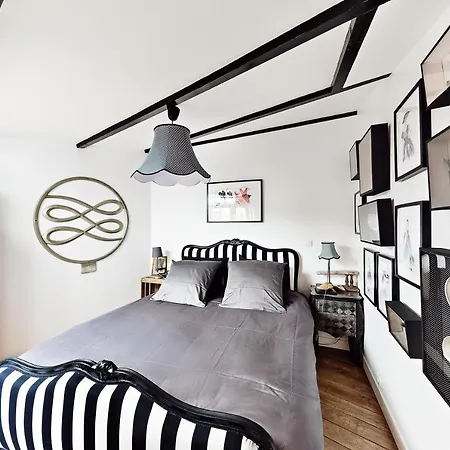 Les Petites Dieppoises - L'atelier Couture * Дьепп