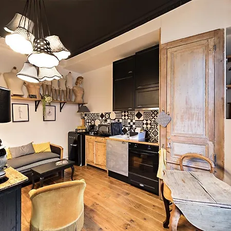 Апартаменты Les Petites Dieppoises - L'atelier Couture